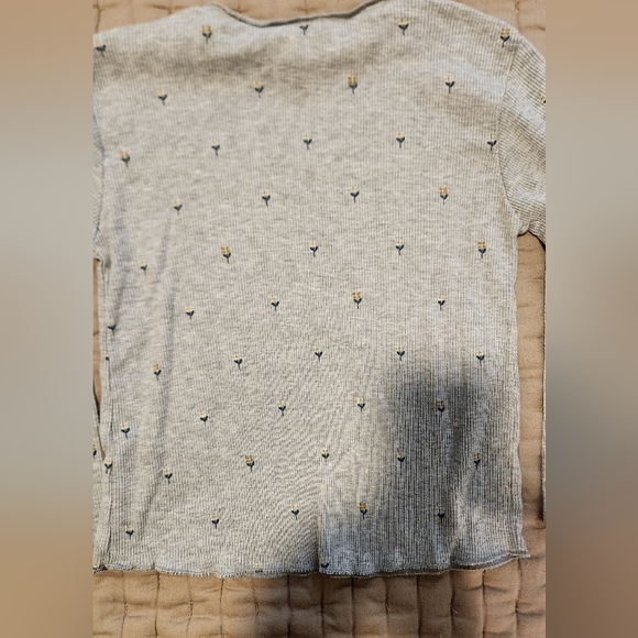 Zara kids ribbed shirt with spring flowers - Picture 5 of 5